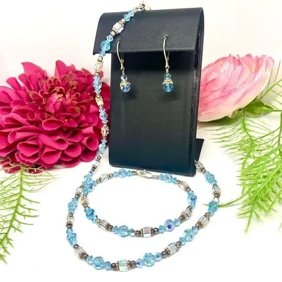 VINTAGE⚜️STERLING SILVER Austrian Crystal Necklace, Bracelet & Earrings Set - Picture 1 of 13